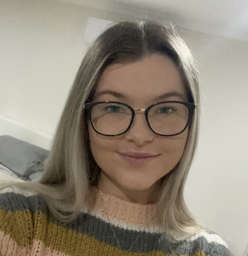 Babysitting book Gympie